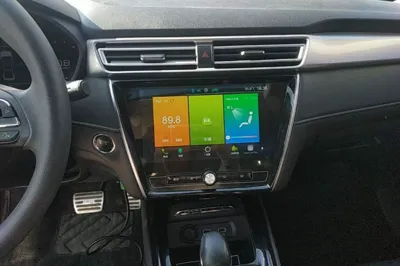 Roewe i5 2020, 63500 км, за 5570 USD - фото 15