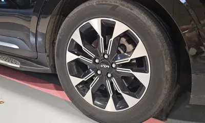 Kia Canival 2023, 117382 км, за 17723.51 USD