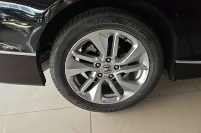Honda Accord 2018, 30900 км, за 16631 USD - фото 16