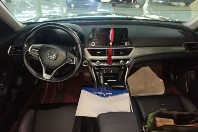 Honda Accord 2018, 30900 км, за 16631 USD - фото 17