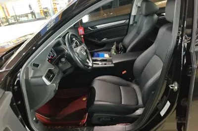 Honda Accord 2018, 30900 км, за 16631 USD - фото 22