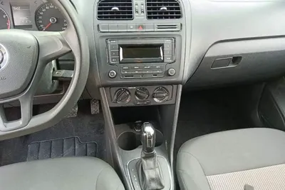 Volkswagen Polo 2016, 39600 км, за 6715 USD