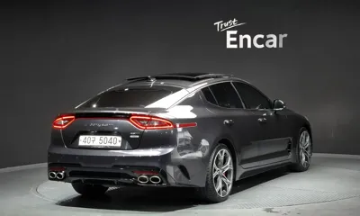 Kia Stinger 2018, 170557 км, за 9867.54 USD