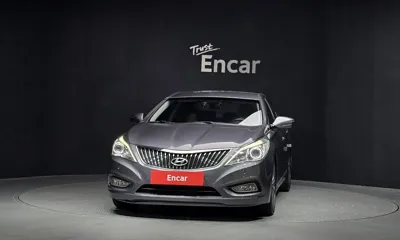 Hyundai Grandeur 2013, 159385 км, за 2540.72 USD