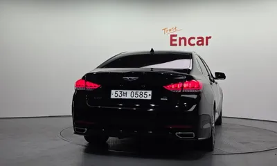Hyundai Genesis 2016, 183106 км, за 6794.8 USD