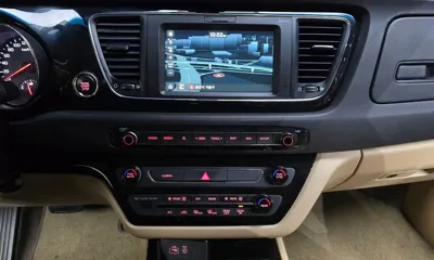 Kia Canival 2018, 97067 км, за 7811.47 USD - фото 14