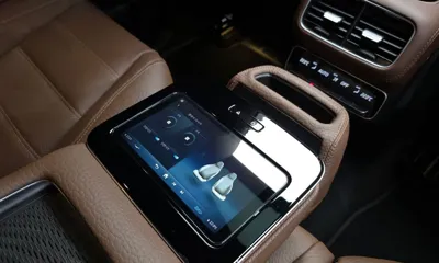 Mercedes-Benz GLS-Class 2025, 9615 км, за 100892.74 USD - фото 30