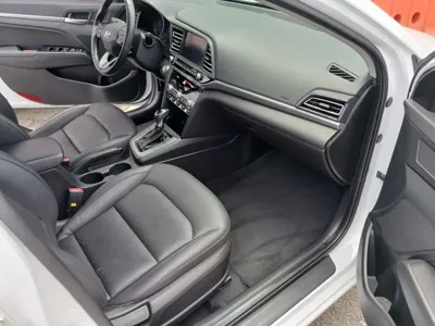 Hyundai Avante 2019, 161183 км, за 5783.98 USD - фото 10