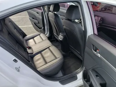 Hyundai Avante 2019, 161183 км, за 5783.98 USD - фото 12