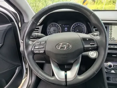 Hyundai Avante 2019, 161183 км, за 5783.98 USD - фото 13