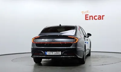 Hyundai Sonata 2022, 81110 км, за 11093.61 USD