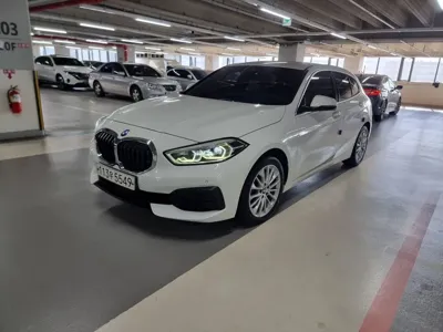 BMW 1-Series · 2021 год