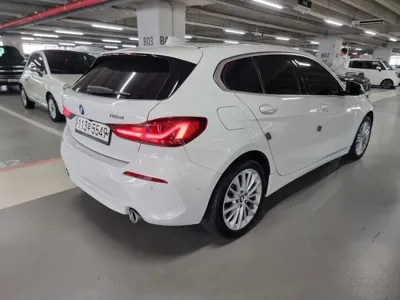 BMW 1-Series 2021, 90801 км, за 12677.35 USD