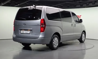 Hyundai Starex 2019, 142665 км, за 7417.62 USD