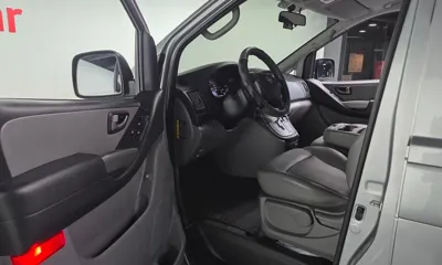 Hyundai Starex 2019, 142665 км, за 7417.62 USD - фото 10