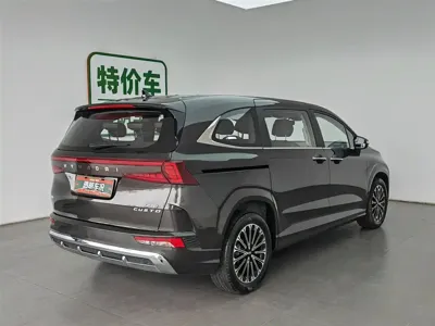 Hyundai Custo 2025, 24300 км, за 14684.82 USD