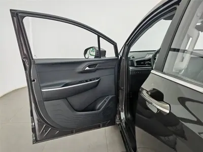 Hyundai Custo 2025, 24300 км, за 14684.82 USD - фото 8