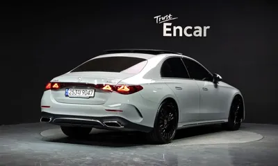 Mercedes-Benz E-Class 2024, 45282 км, за 50938.69 USD