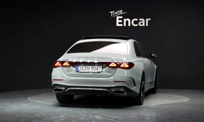 Mercedes-Benz E-Class 2024, 45282 км, за 50938.69 USD