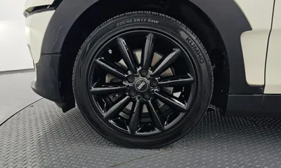 MINI Clubman 2018, 69546 км, за 7752.45 USD