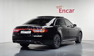 Lincoln Continental 2017, 82480 км, за 11815.68 USD