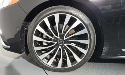 Lincoln Continental 2017, 82480 км, за 11815.68 USD