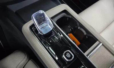 Volvo S90 2026, 16292 км, за 36431.67 USD - фото 9