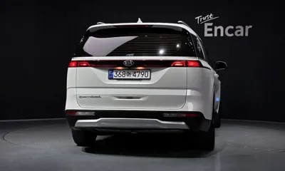 Kia Canival 2021, 72843 км, за 14955.78 USD