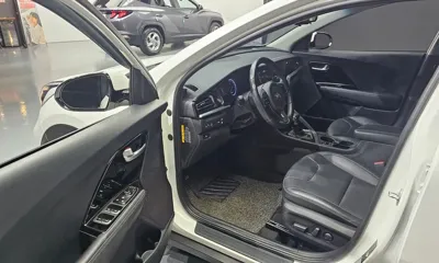 Kia Niro 2020, 124967 км, за 9584.88 USD - фото 10
