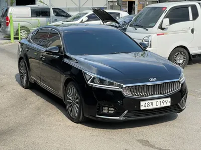 Kia K7 · 2016 год