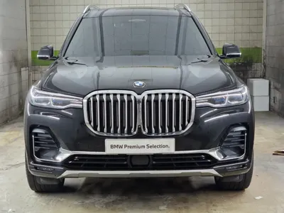 BMW X7 2021, 87276 км, за 43302.71 USD