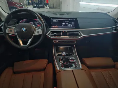 BMW X7 2021, 87276 км, за 43260.51 USD - фото 7