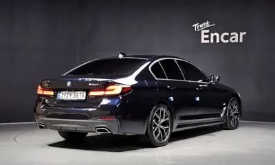 BMW 5-Series 2023, 72682 км, за 28817.12 USD