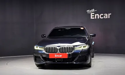 BMW 5-Series 2023, 72682 км, за 28817.12 USD