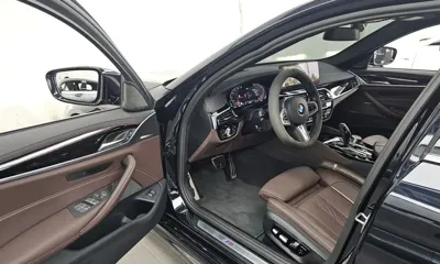 BMW 5-Series 2023, 72682 км, за 28817.12 USD - фото 10