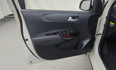 Kia Morning 2022, 27033 км, за 10097.73 USD - фото 24