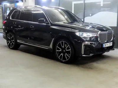 BMW X7 · 2021 год