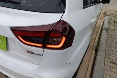 Geely Auto Vision X3 2021, 57600 км, за 6966 USD - фото 9