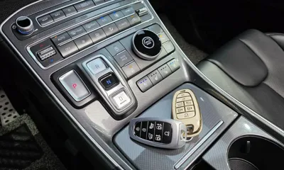 Hyundai Santafe 2021, 63224 км, за 16082.45 USD - фото 9