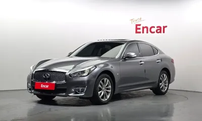 Infiniti Q70 · 2018 год