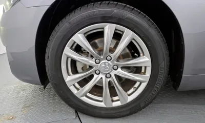 Infiniti Q70 2018, 104800 км, за 6276.84 USD