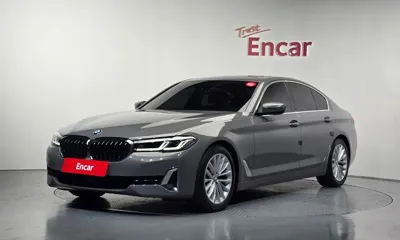 BMW 5-Series · 2021 год