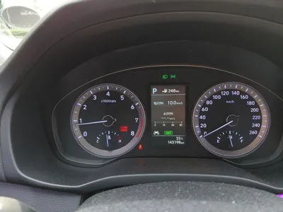 Hyundai Grandeur 2017, 143200 км, за 9518.18 USD