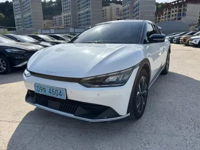 Kia EV6 · 2023 год
