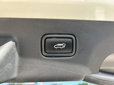 Kia EV6 2023, 88131 км, за 4299.68 USD - фото 6