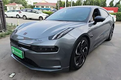 Zeekr 001 · 2023 год