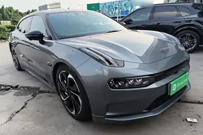 Zeekr 001 2023, 75300 км, за 24862 USD