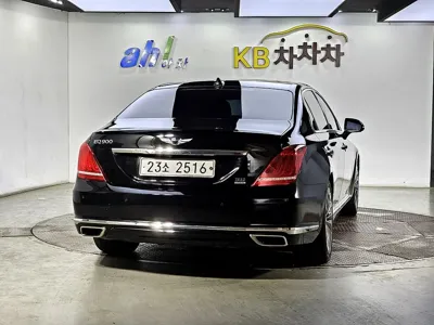 Genesis EQ900 2016, 119743 км, за 13913.17 USD