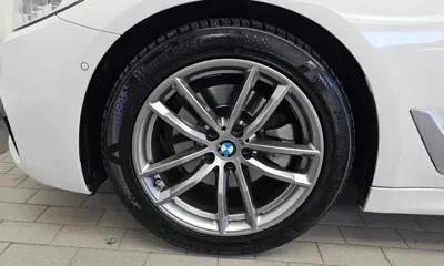 BMW 5-Series 2020, 35393 км, за 24028.12 USD