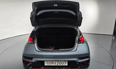Hyundai Veloster 2019, 65937 км, за 9780.75 USD - фото 30